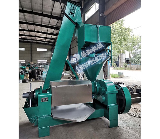 公發(fā)牌新品榨油機  生榨簡(jiǎn)易組合螺旋菜籽榨油機1---1_副本.jpg